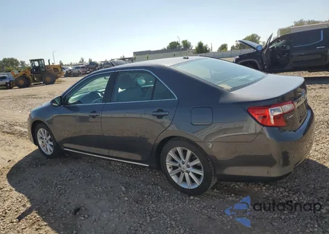 2012 Toyota Camry Base z USA, uszkodzony, nr VIN 4T4BF1FK6CR258351